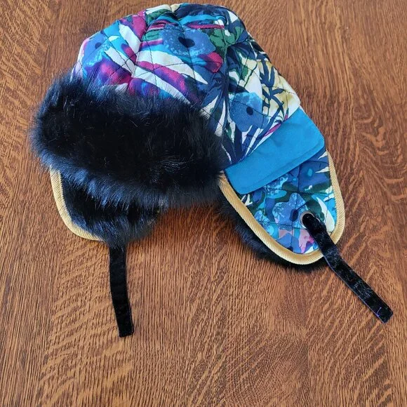 Pistil Bundle: Faux Fur Rave Trapper Hat and Faux Leather Fingerless Gloves - Picture 5 of 15